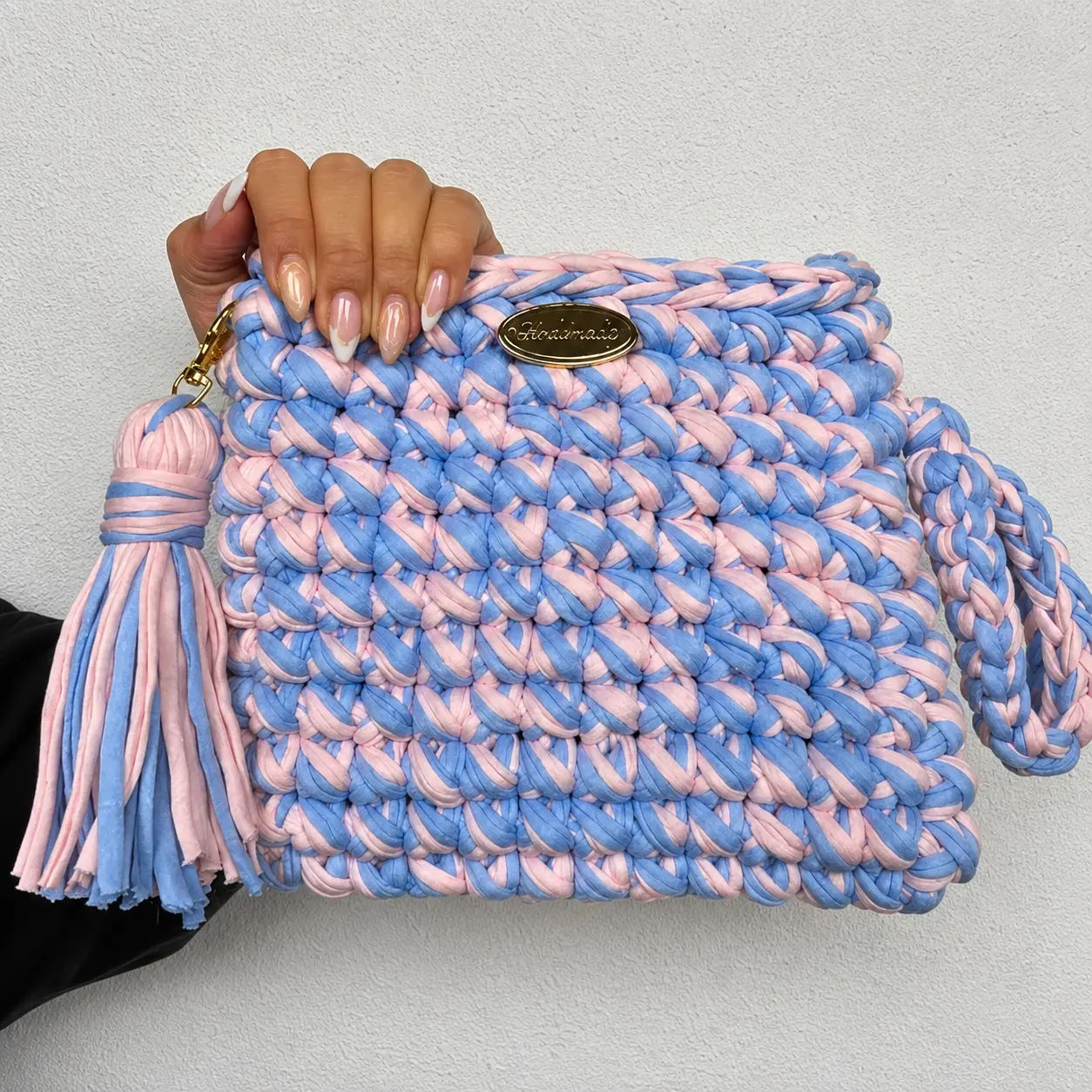 Bolso Bicolor tejido a mano en trapillo